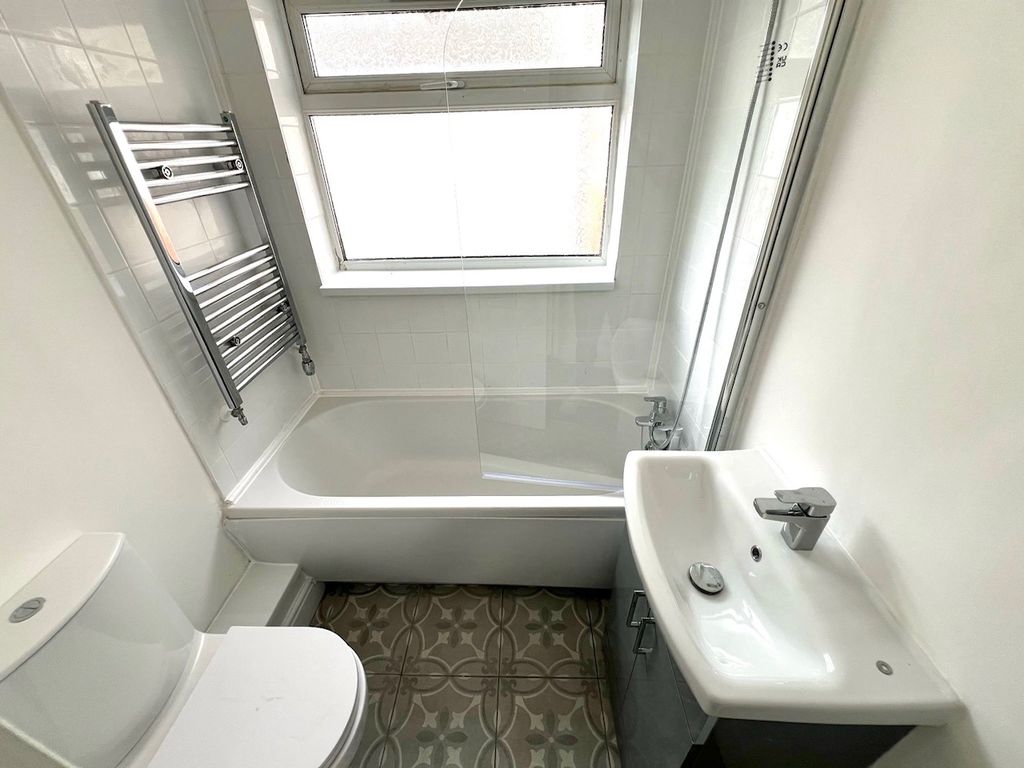 Additional image 6 of 3 bed terraced house to rentPatrick Street, Grimsby DN32