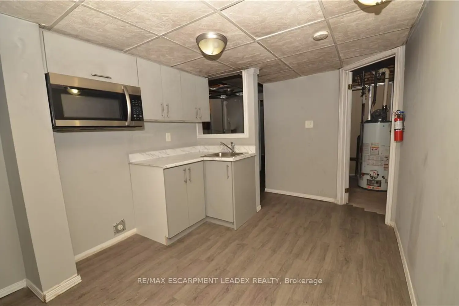 Additional image 17 of 25 Devine Crescent