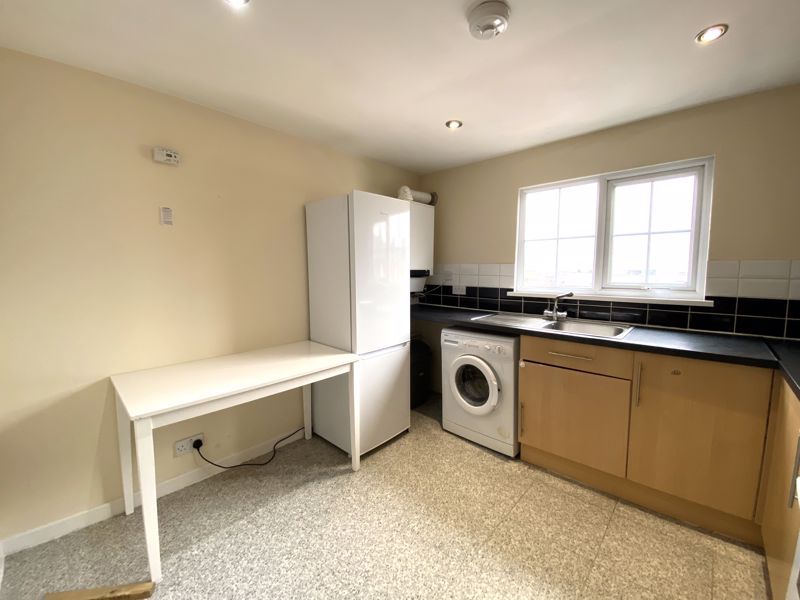 Additional image 5 of 2 bed flat to rentFurnished Flat. Stow Hill, Newport NP20