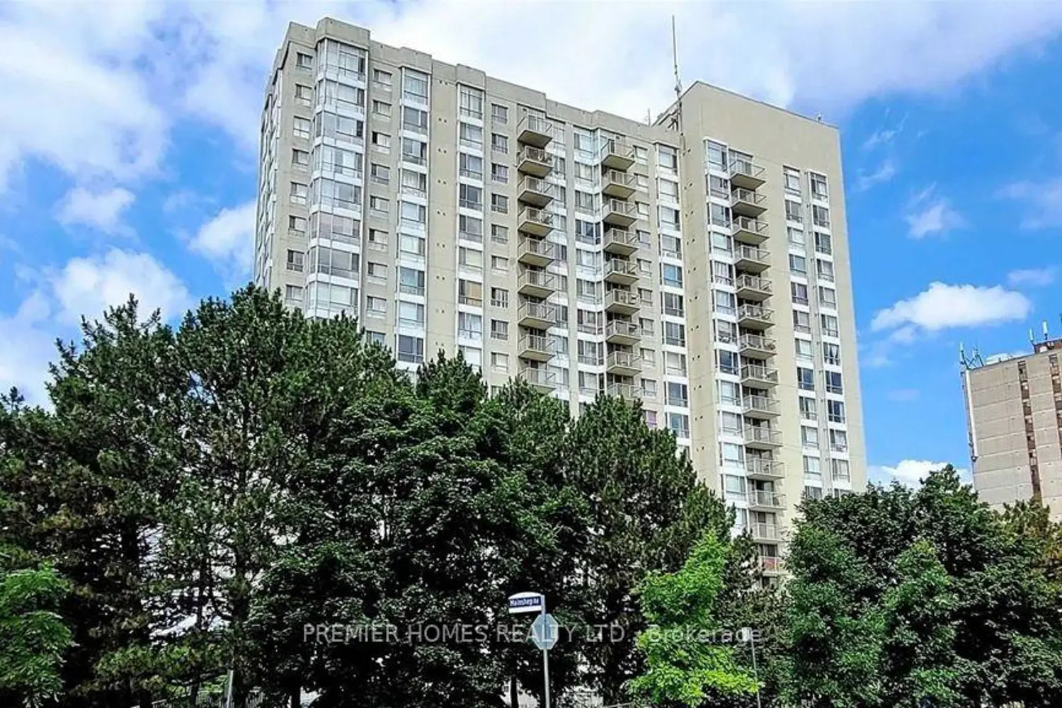 3077 Weston Road 1706
