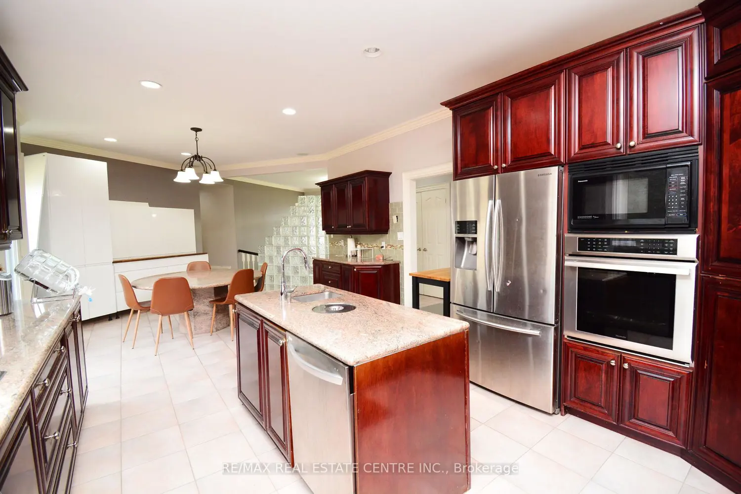 Additional image 11 of 20 Crescent Hill Drive