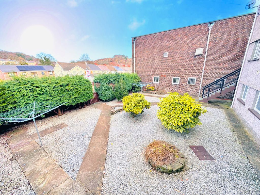 Additional image 2 of 1 bed flat to rentNew Road, Neath SA10