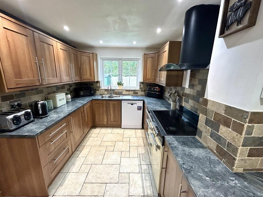 Additional image 11 of Hollis Way, Halstock, BA22