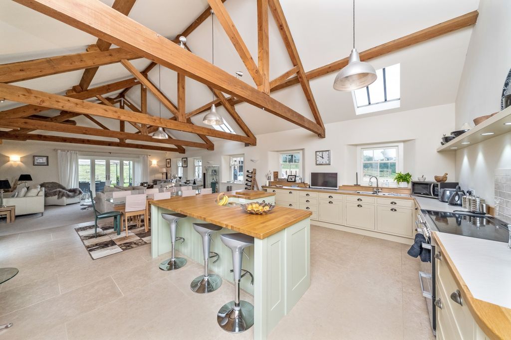 Additional image 4 of 4 bed barn conversion to rentOldstead, York, North Yorkshire YO61
