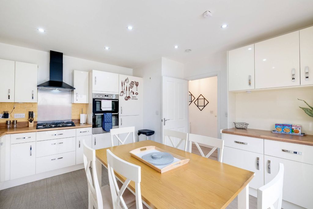 Additional image 47 of 6 bed semi-detached house to rentRedcar Road, Bicester OX26
