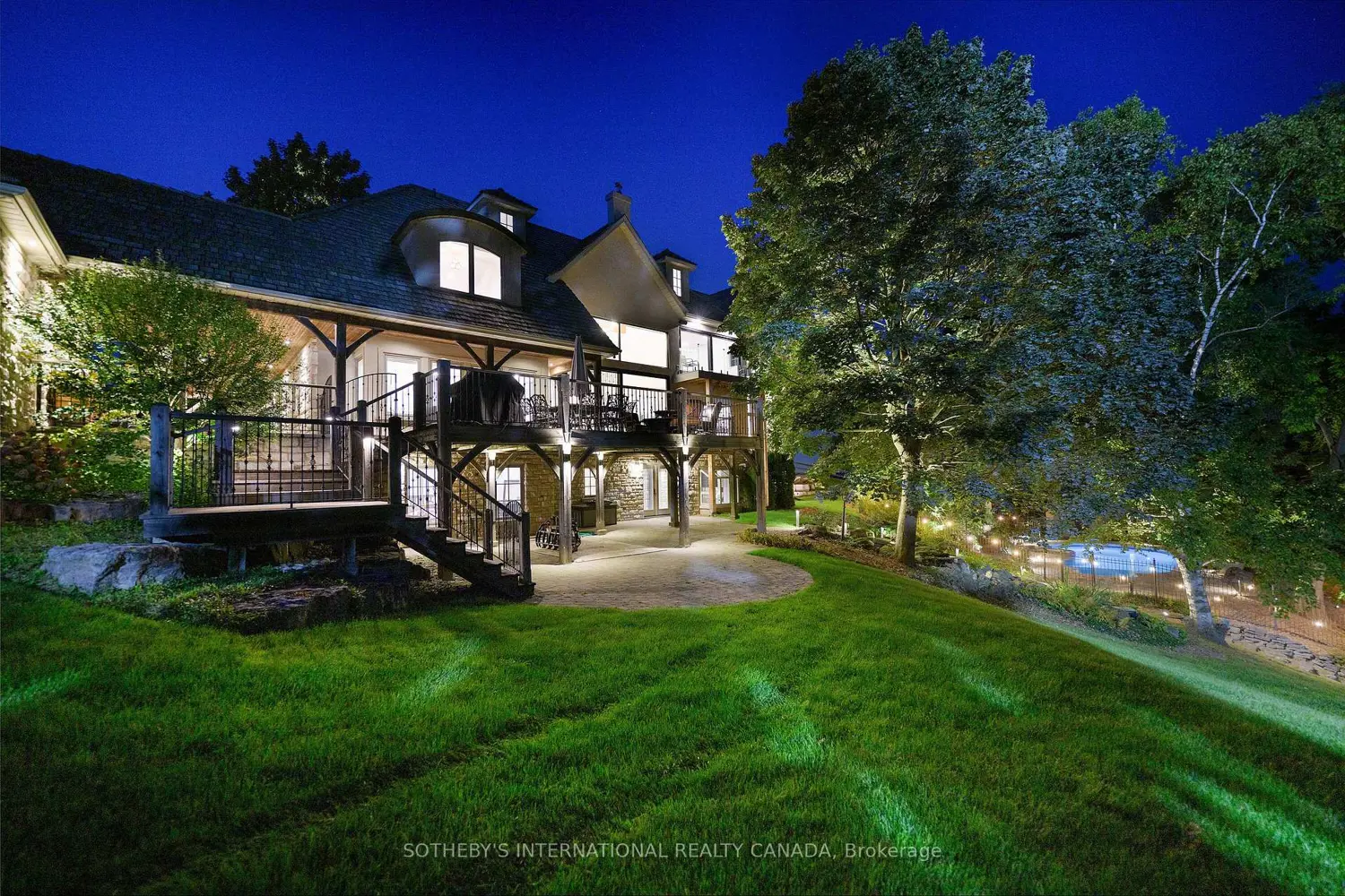 Additional image 16 of 2376 #8 Sideroad