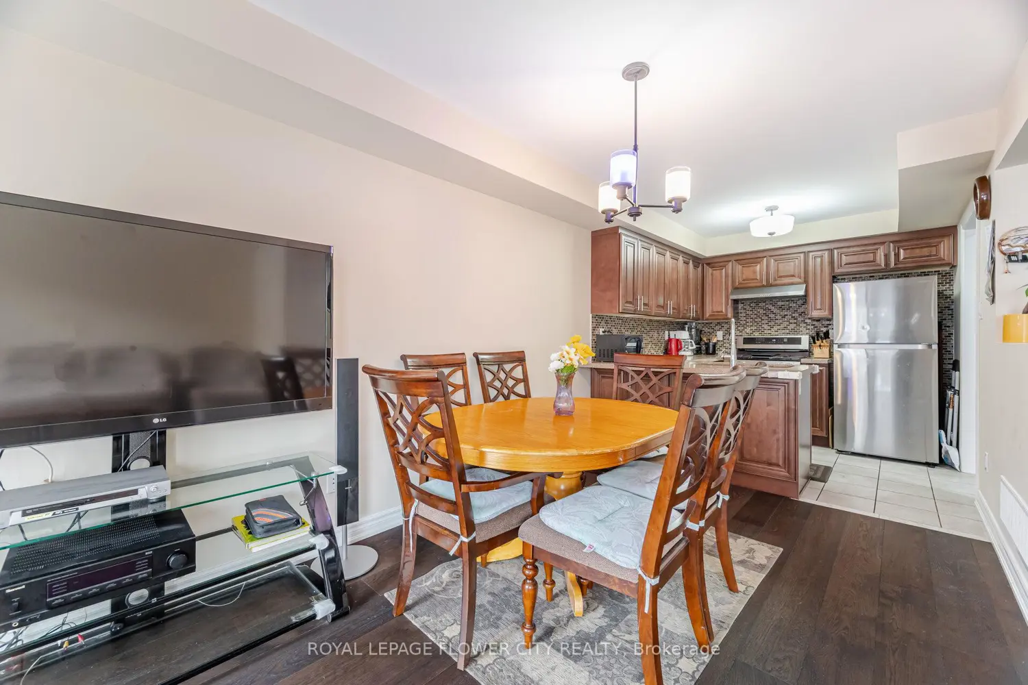 Additional image 5 of 68 Denton Circle