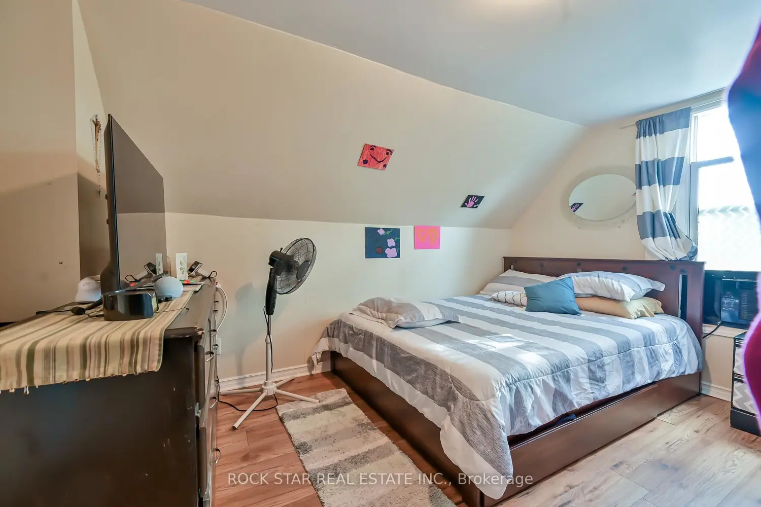 Additional image 5 of 139 Balsam Avenue