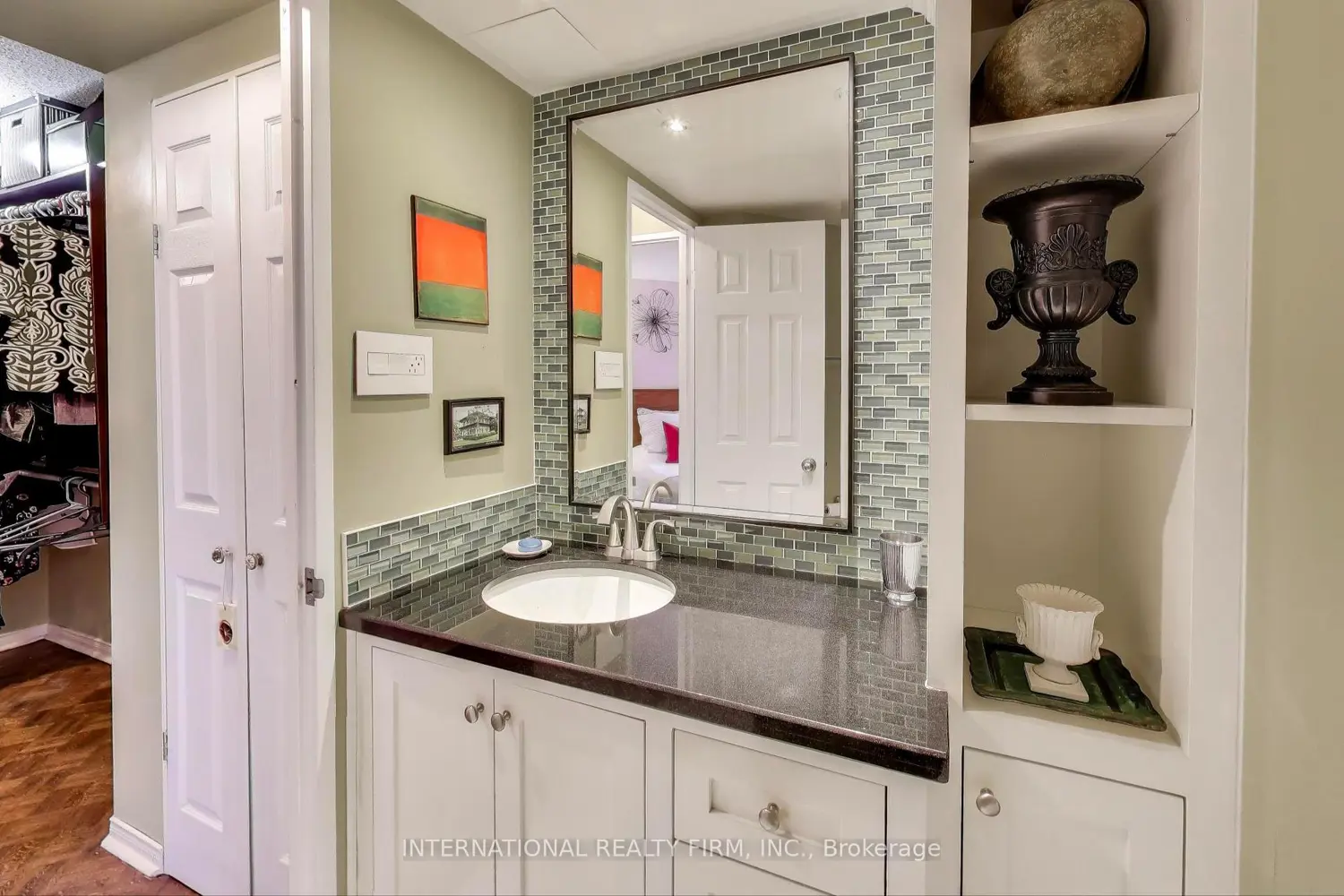 Additional image 7 of 1485 Lakeshore Road 316