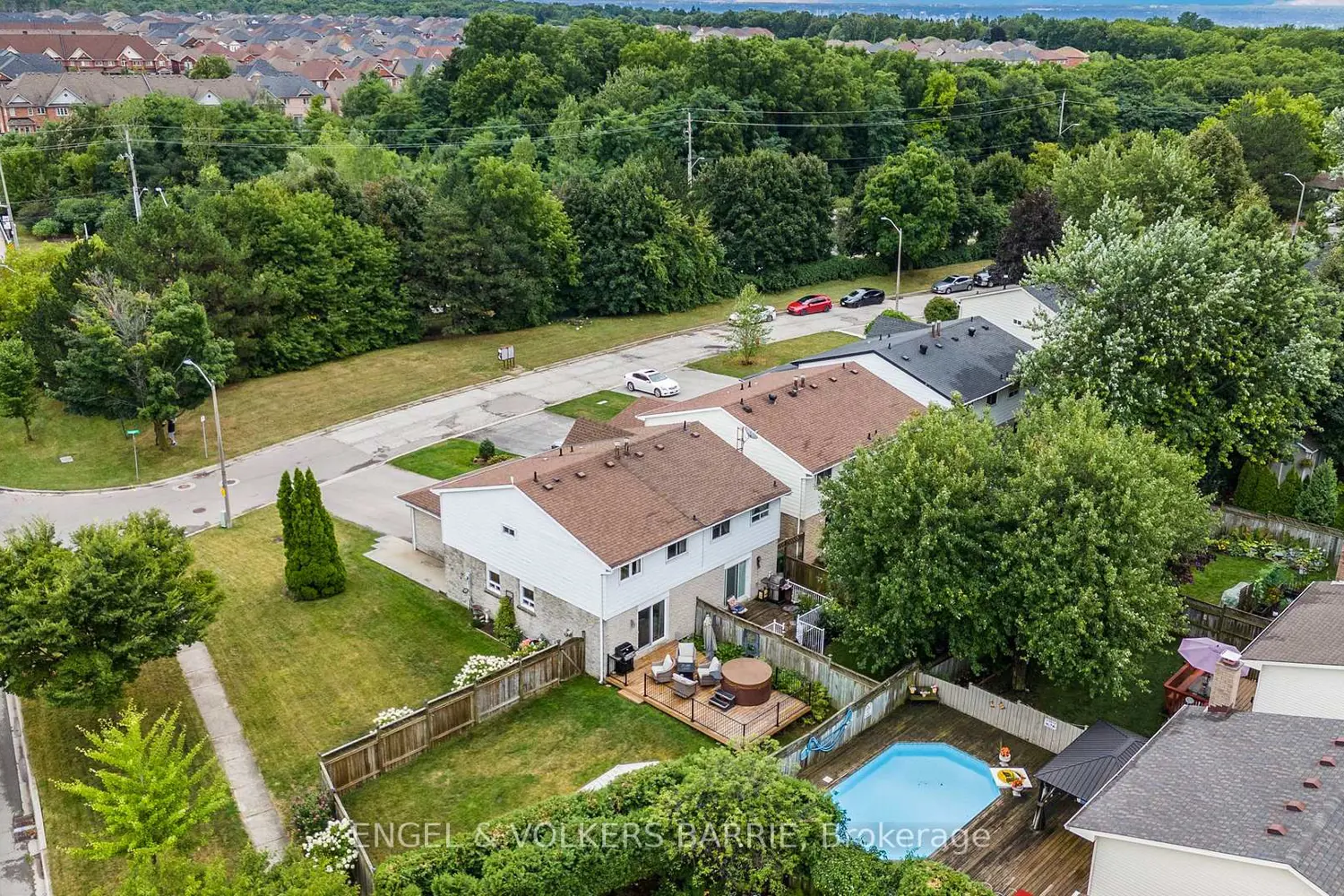 Additional image 20 of 1 Aspen Court