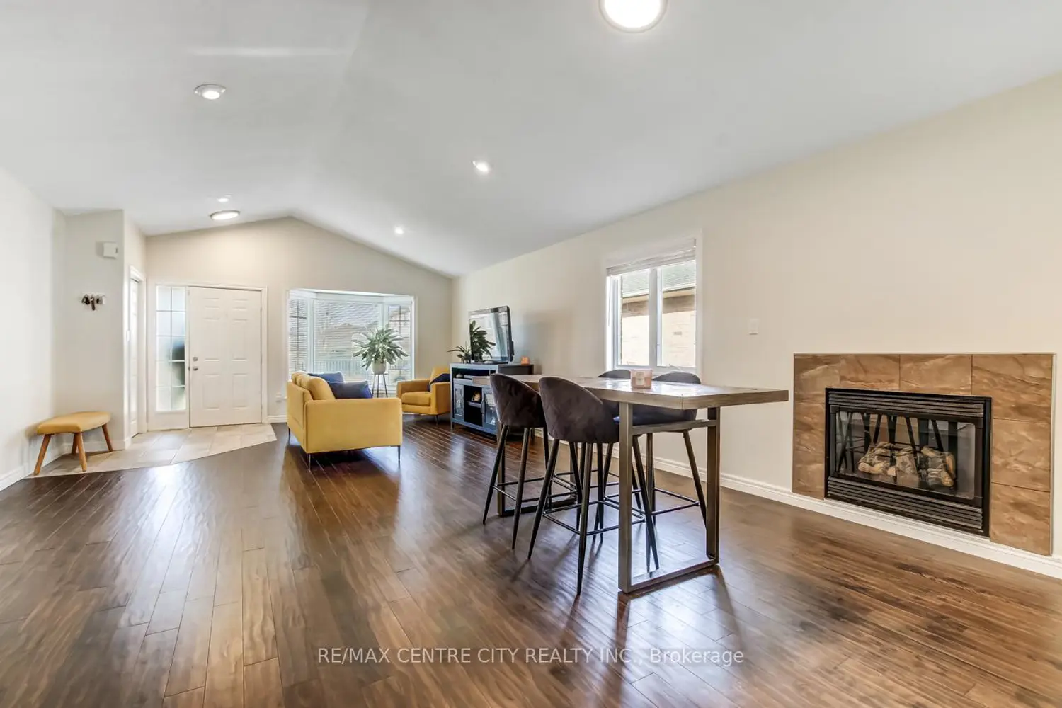 Additional image 3 of 5 Faith Boulevard