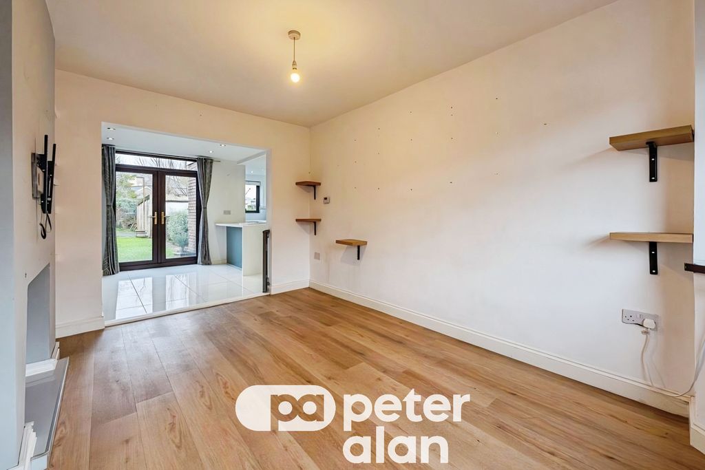Additional image 4 of 3 bed semi-detached house to rentNash Grove, Newport NP19