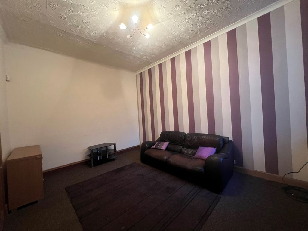 Additional image 2 of 1 bed flat to rentFullarton Street, Kilmarnock KA1