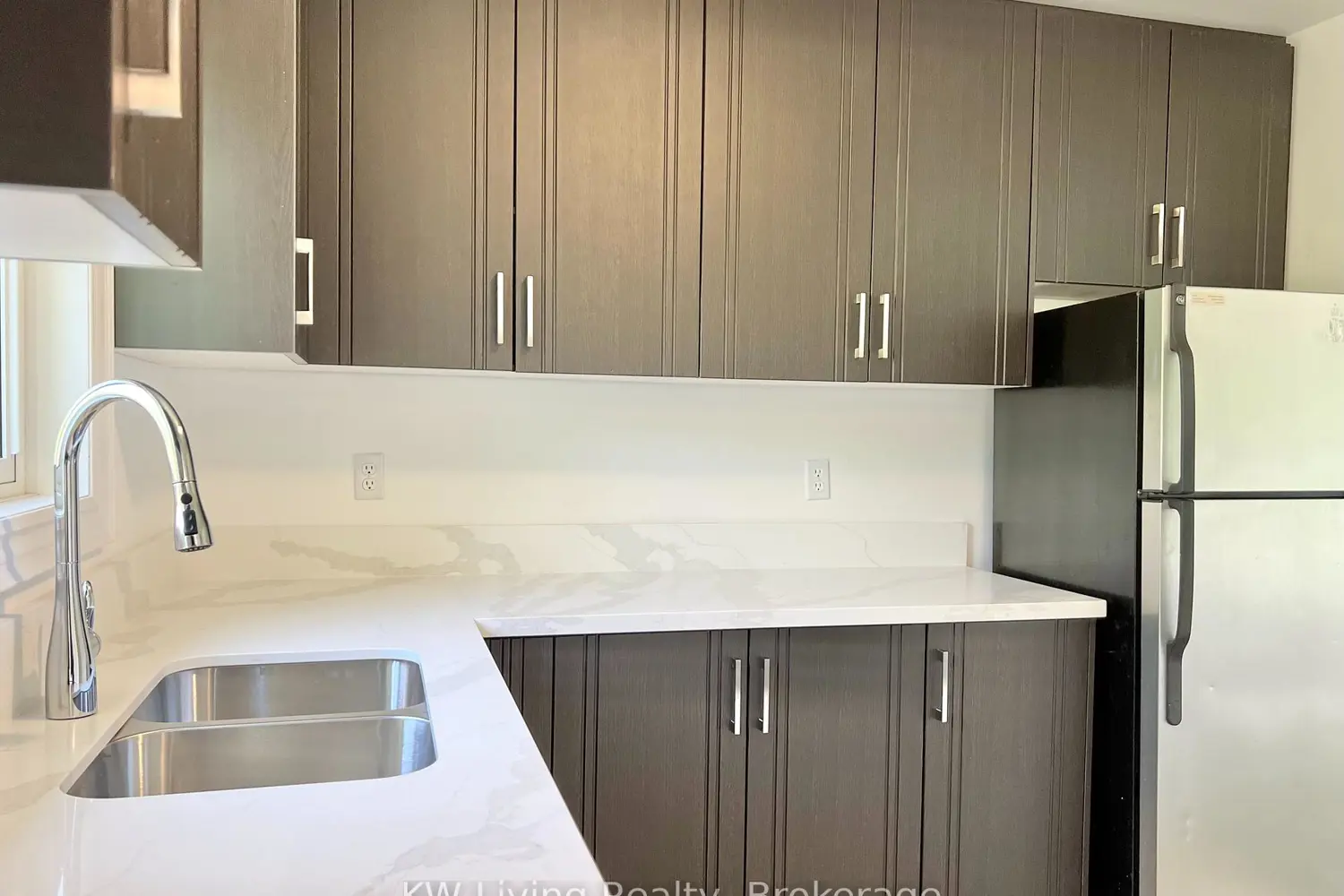 Additional image 7 of 216 Foster Drive