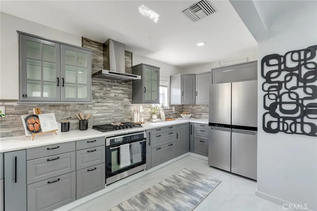 Additional image 73 of 1381 W Summerland Ave, San Pedro, CA 90732