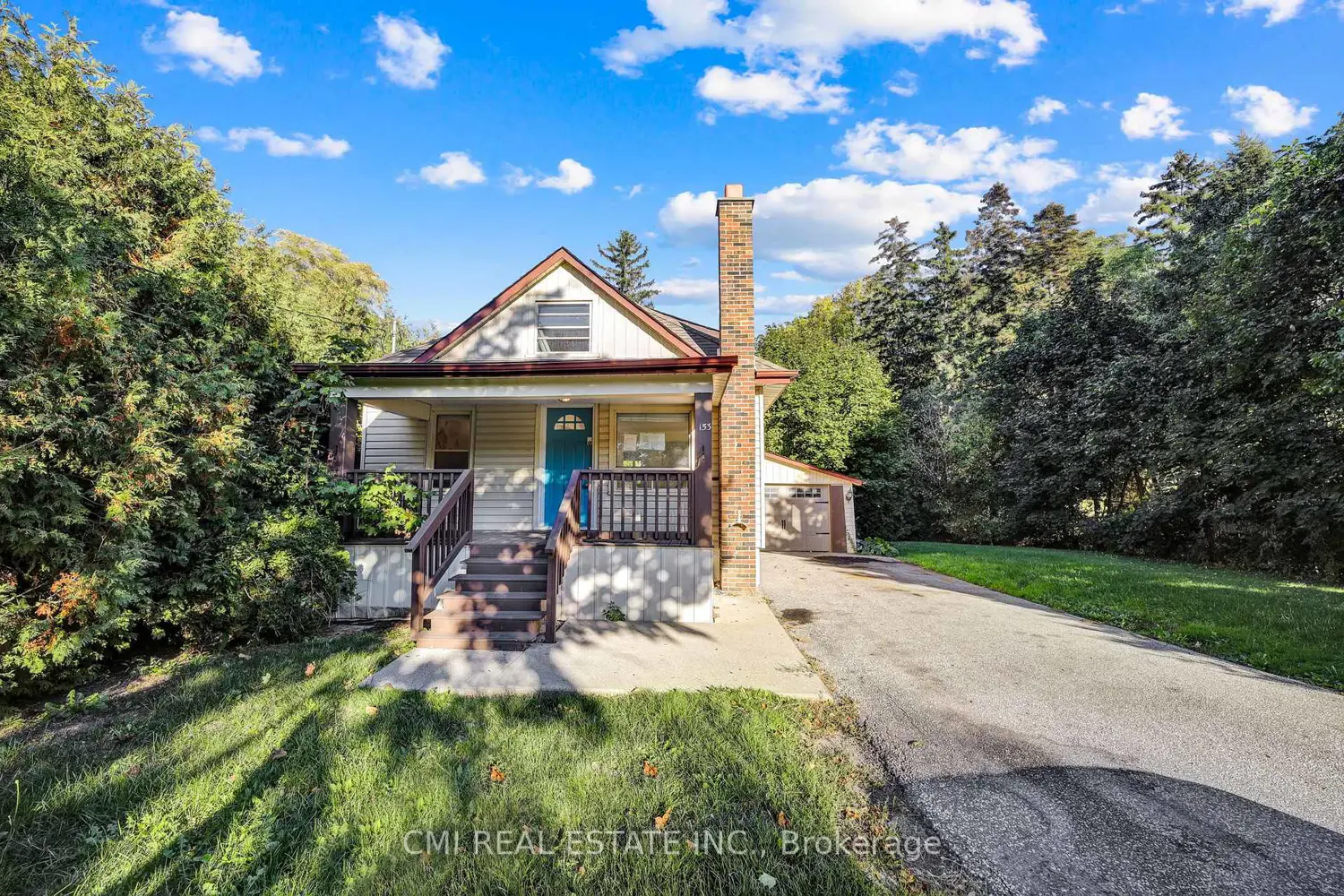 153 Clarence Street photo 2