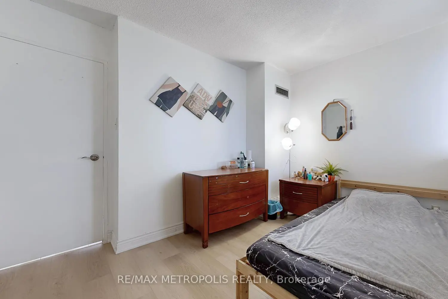 Additional image 19 of 10 Martha Eaton Way 713