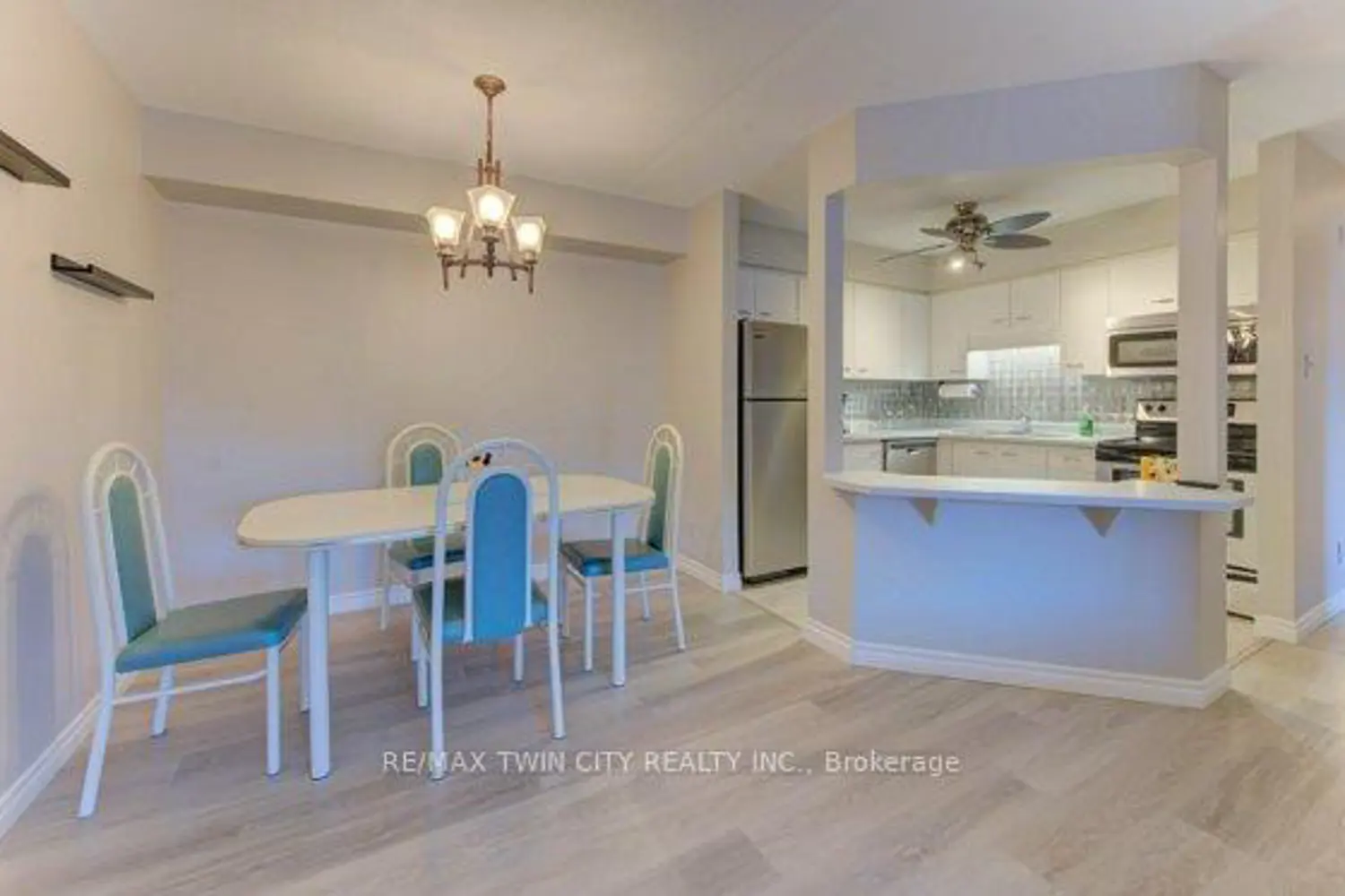 Additional image 5 of 3085 Kingsway Drive 27