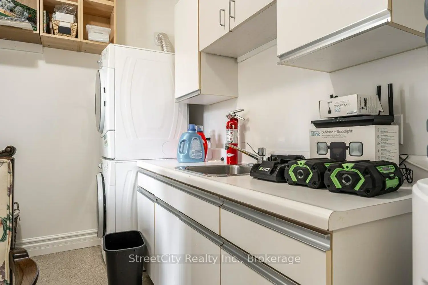 Additional image 14 of 2215 34 Line