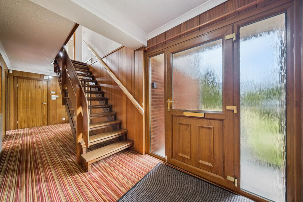 Additional image 21 of 4 bed detached house to rentWarnock Road, Newton Mearns, Glasgow G77