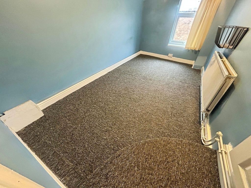 Additional image 7 of 3 bed terraced house to rentWintringham Road, Grimsby, Lincolnshire DN32