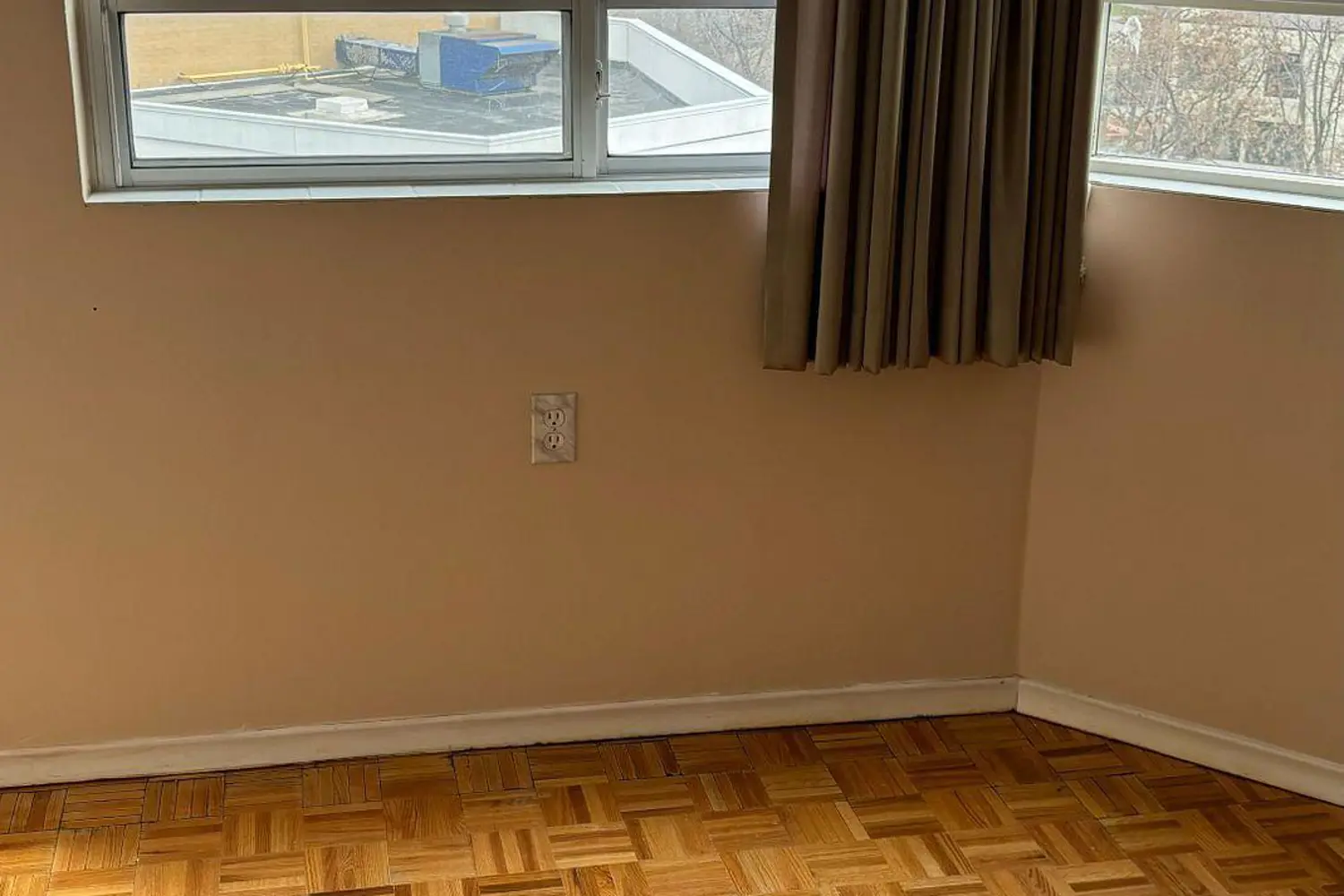 Additional image 12 of 555 Wilson Heights Boulevard 503
