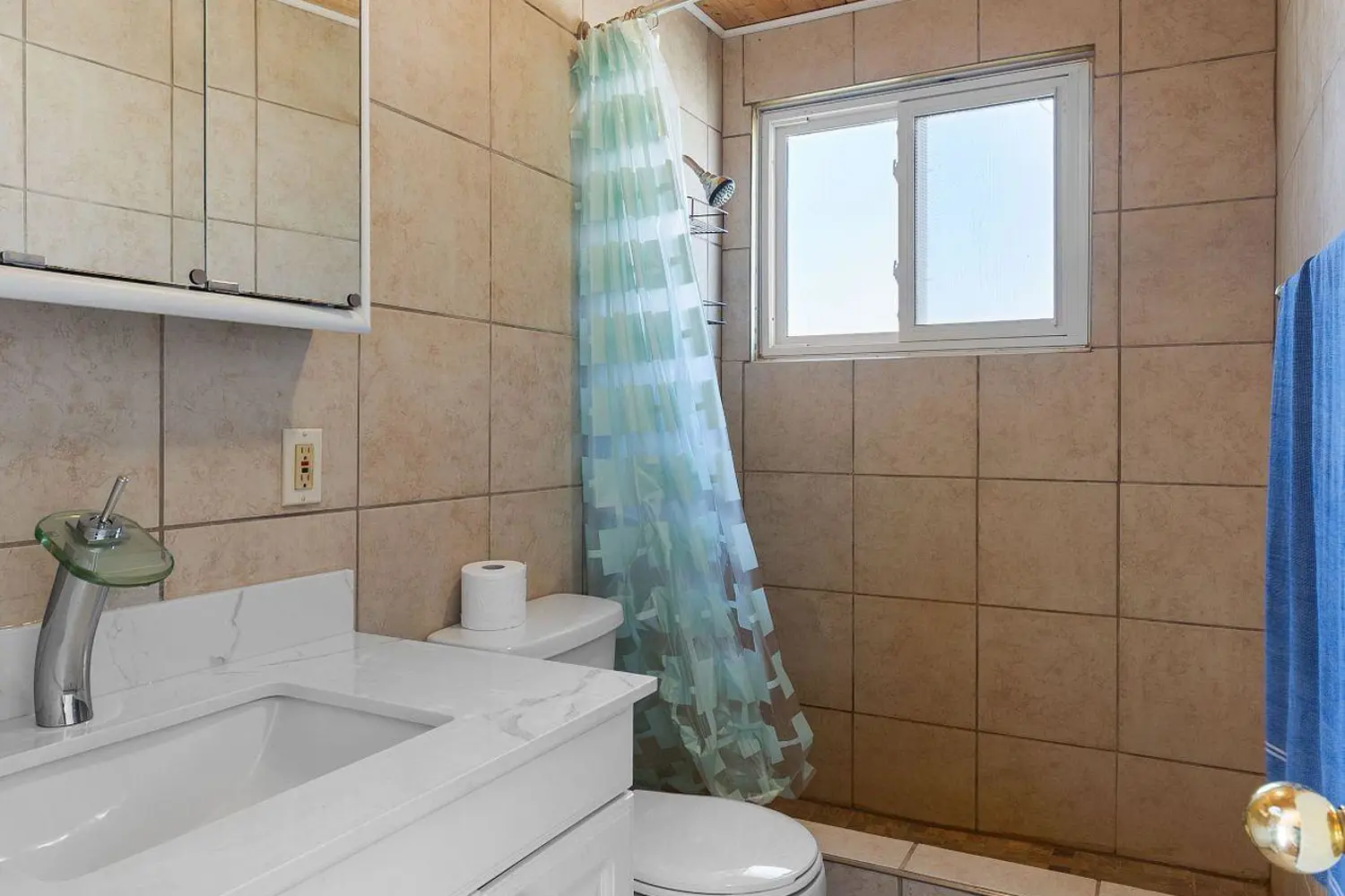 Additional image 6 of 31 River Road