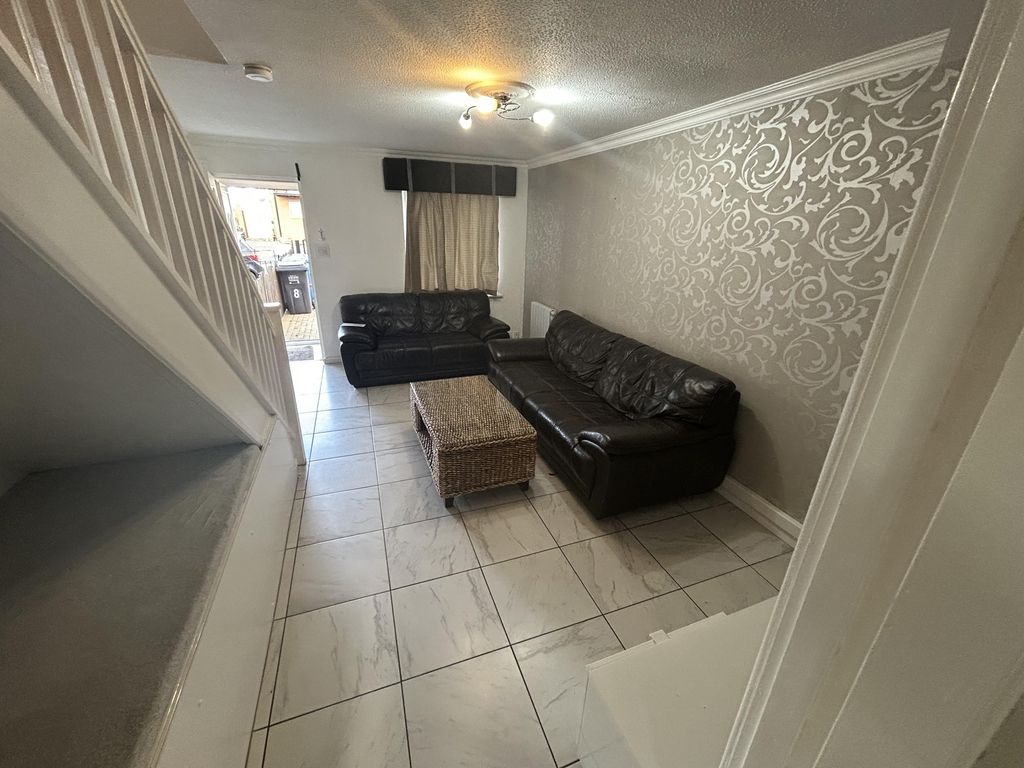 Additional image 8 of 2 bed detached house to rentPreston Place, Glasgow G42