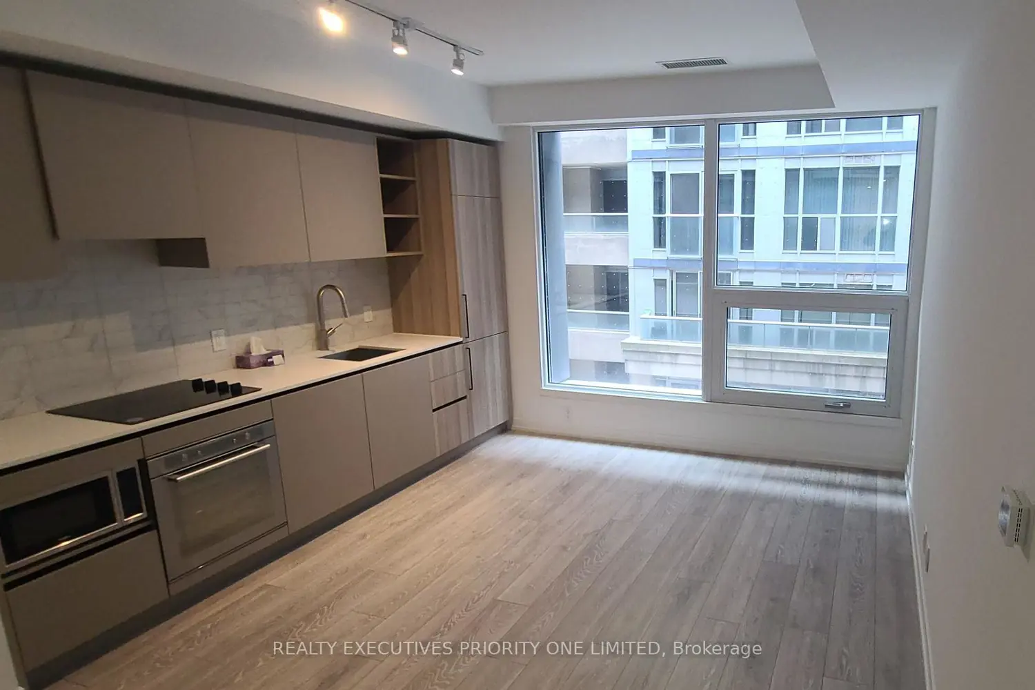 Additional image 10 of 55 Mercer Street 319