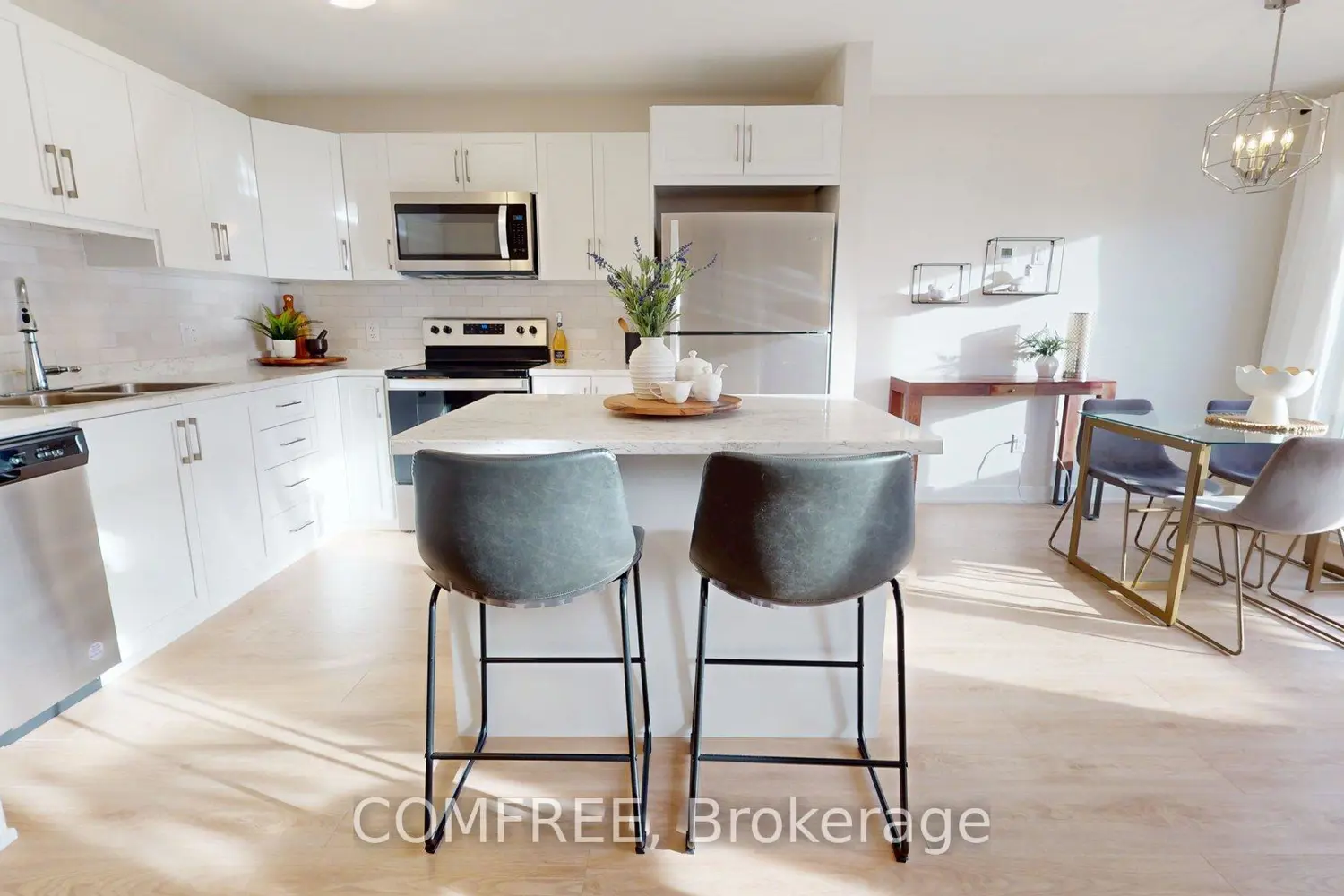 Additional image 2 of 63 Whitcomb Crescent