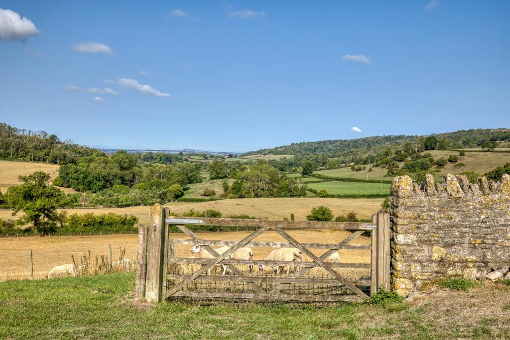 Additional image 30 of Manor house with circa 26 acres, a mile from Wells