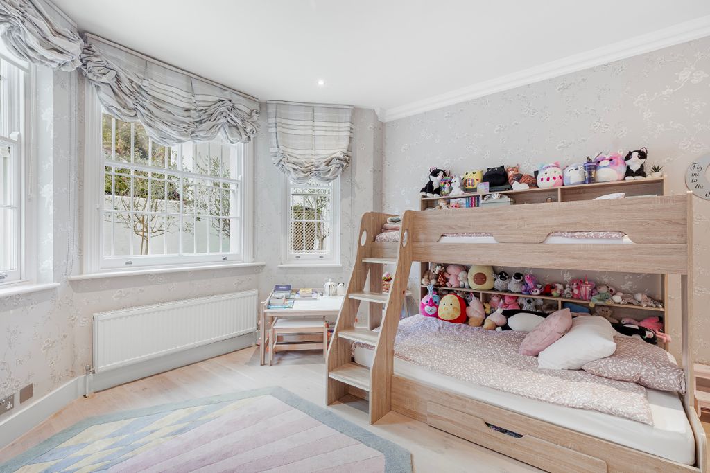 Additional image 9 of 3 bed flat to rentHolland Park, London W11