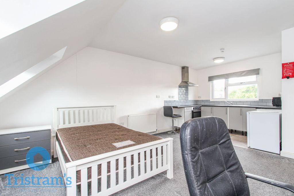 6 bed shared accommodation to rentLower Road, Beeston NG9 photo 5