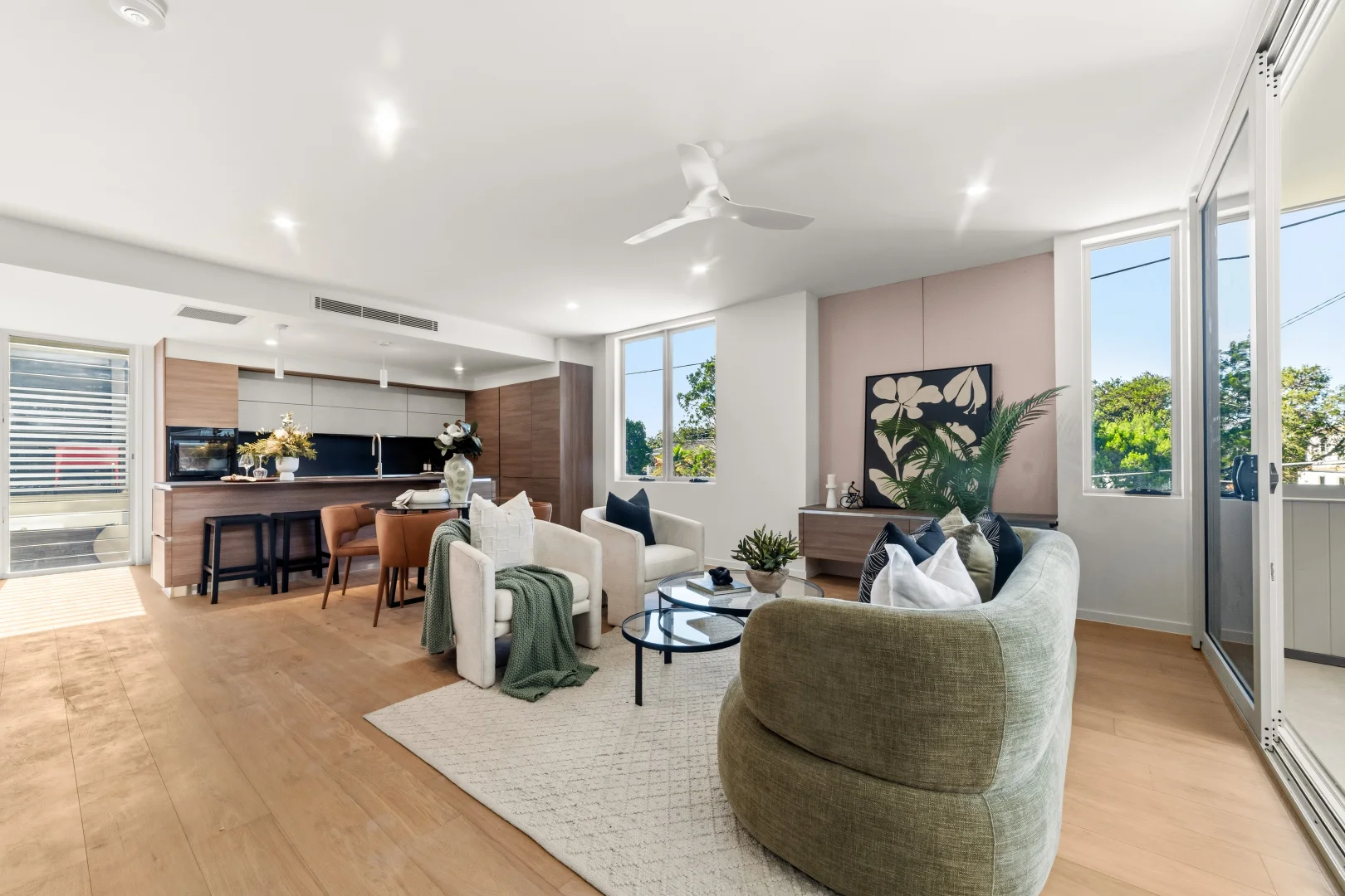 Additional image 4 of 10 Abalone Avenue, Paradise Point QLD 4216