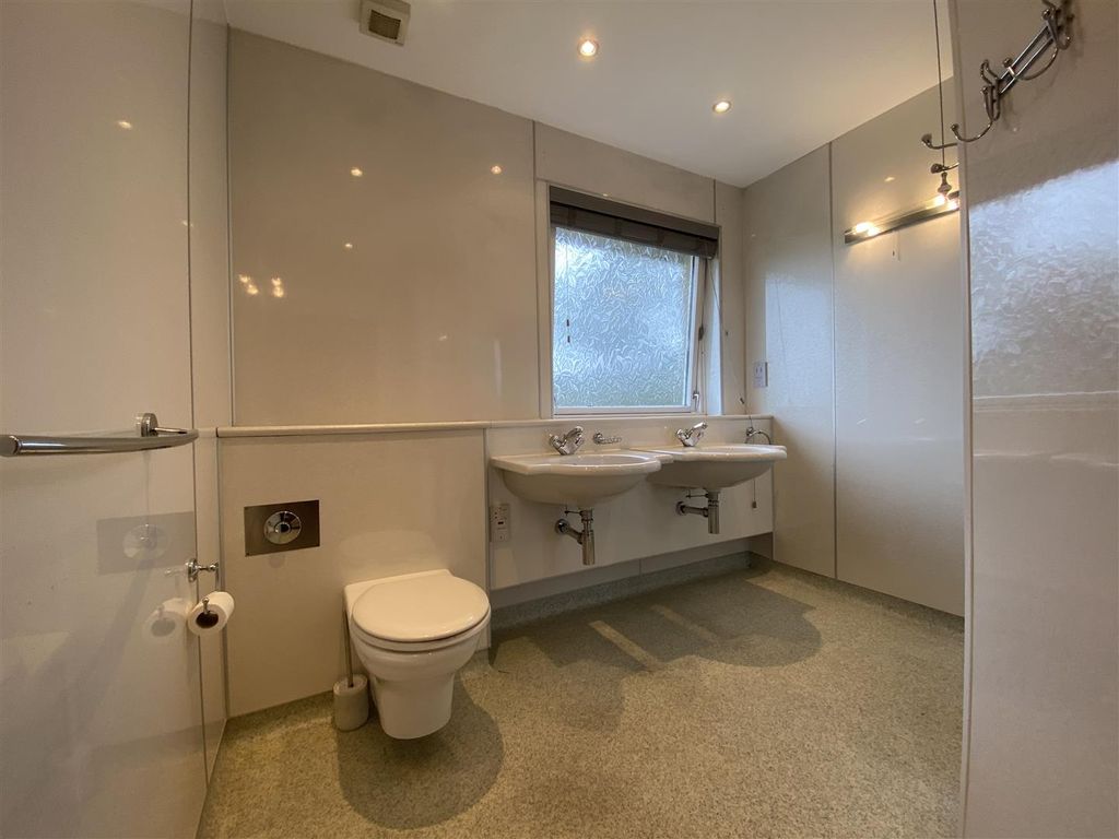 Additional image 18 of 4 bed detached bungalow to rentHeughfield Road, Bridge Of Earn PH2