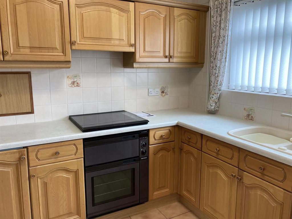 Additional image 2 of 3 bed semi-detached house to rentSandy Lane, Caldicot NP26