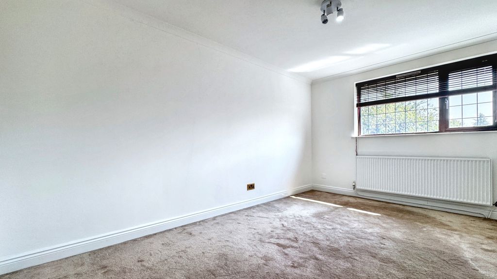 Additional image 12 of 4 bed property to rentRuskin Avenue, Rogerstone, Newport NP10
