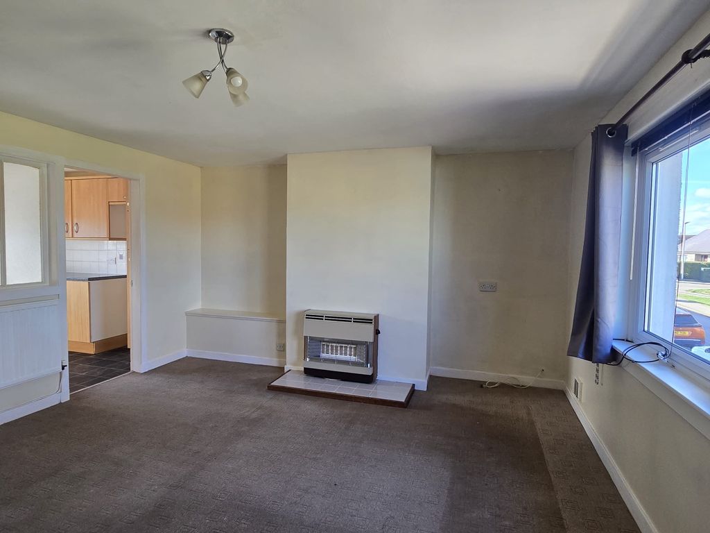 Additional image 2 of 2 bed flat to rentNorth Street, Elgin, Moray IV30