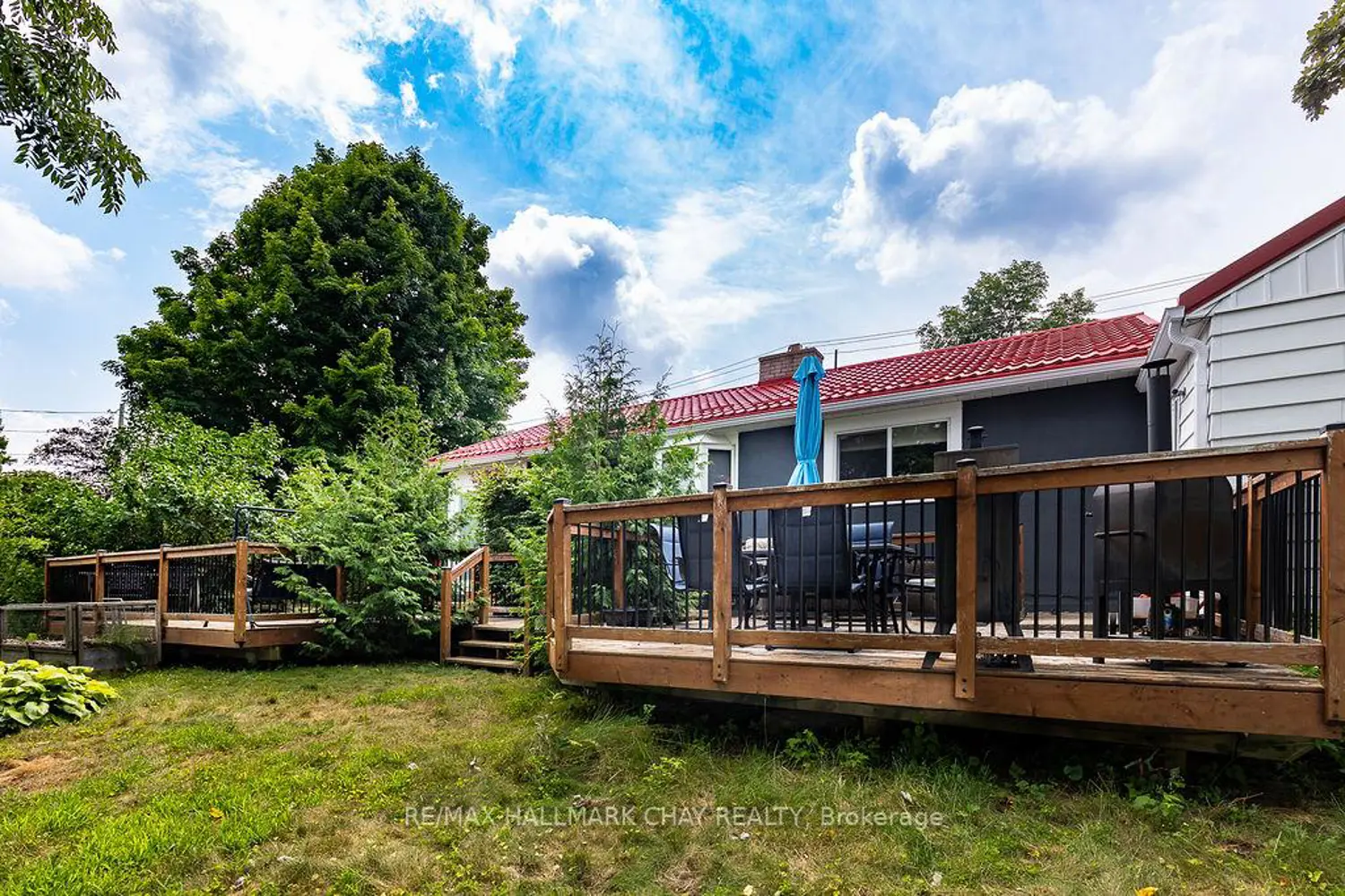 Additional image 7 of 325 Innisfil Street