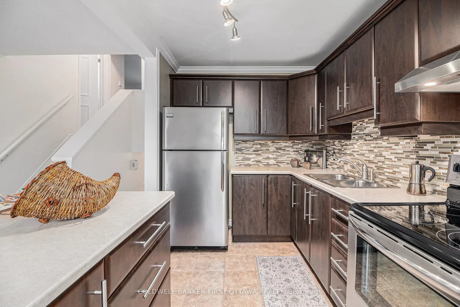 Additional image 9 of 770 St Jean Street 24