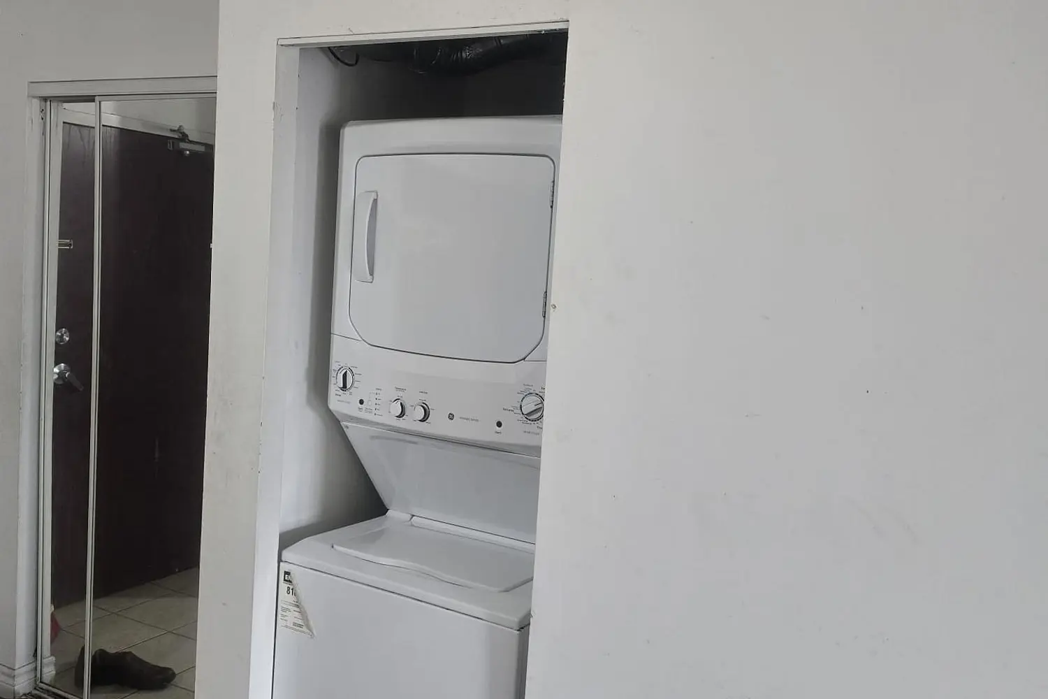 Additional image 9 of 7405 Goreway Drive 306