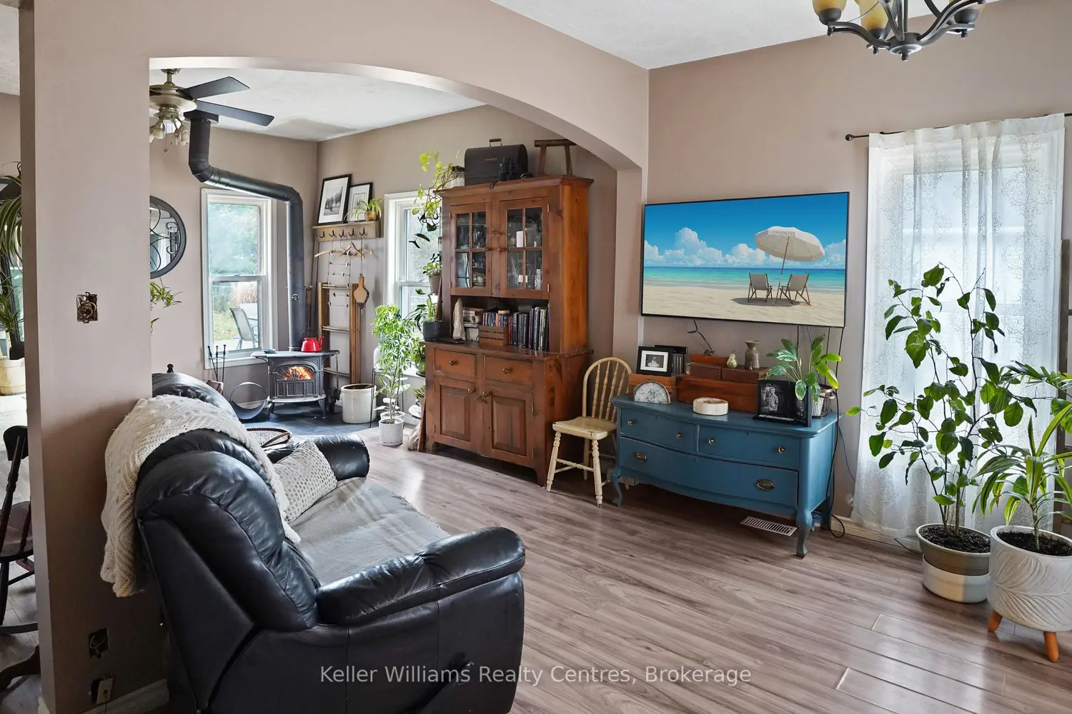 Additional image 2 of 494 Isaac Street