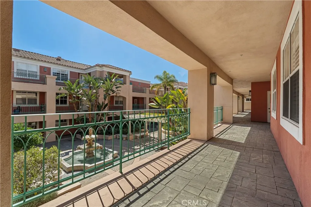 Additional image 5 of 5142 Warner Ave Unit 209, Huntington Beach, CA 92649
