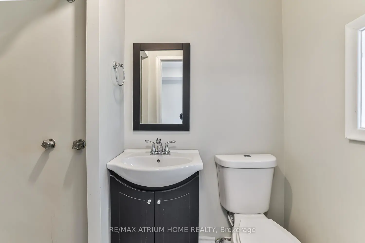 Additional image 20 of 104 Maxome Avenue
