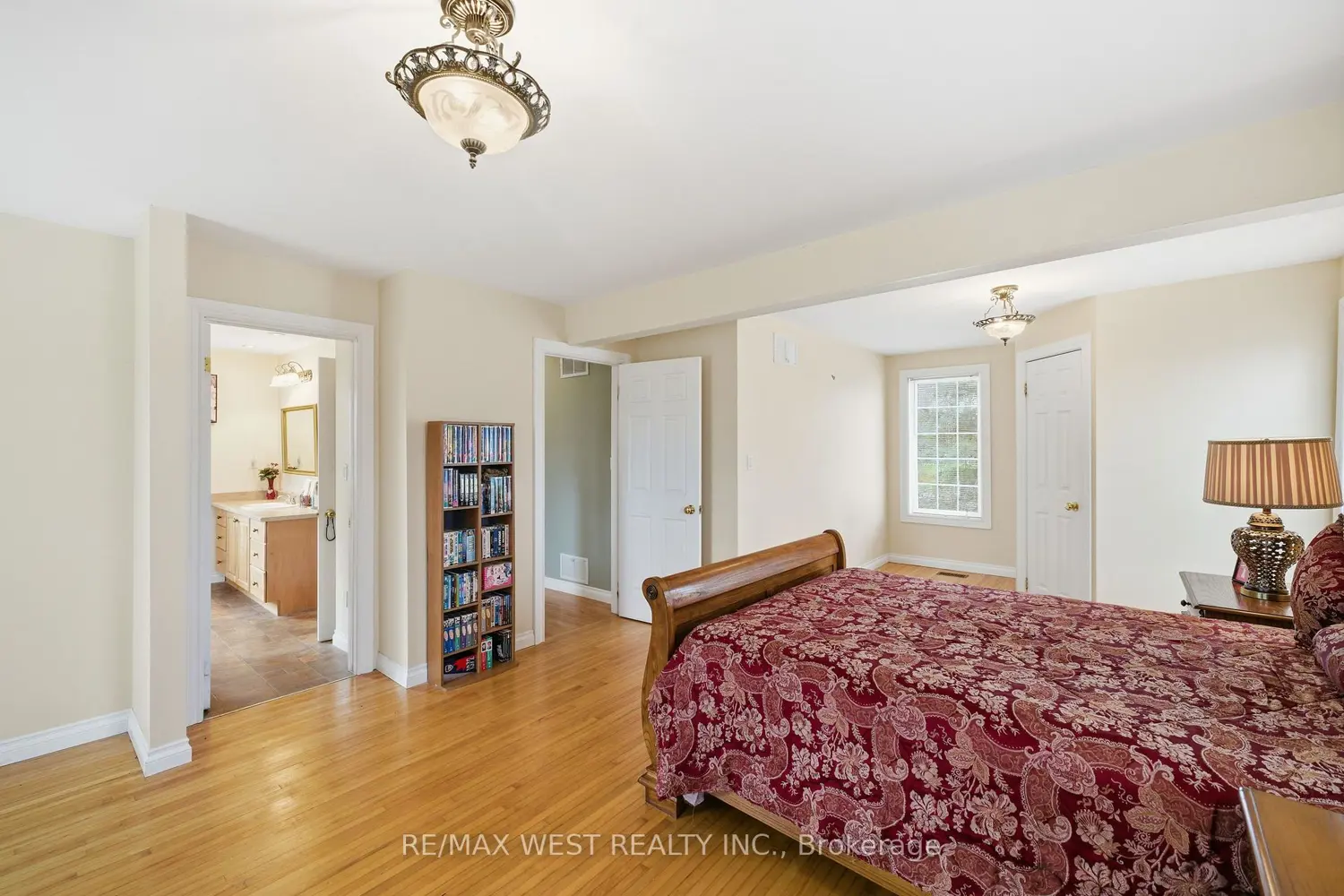 Additional image 10 of 4 Coryell Street