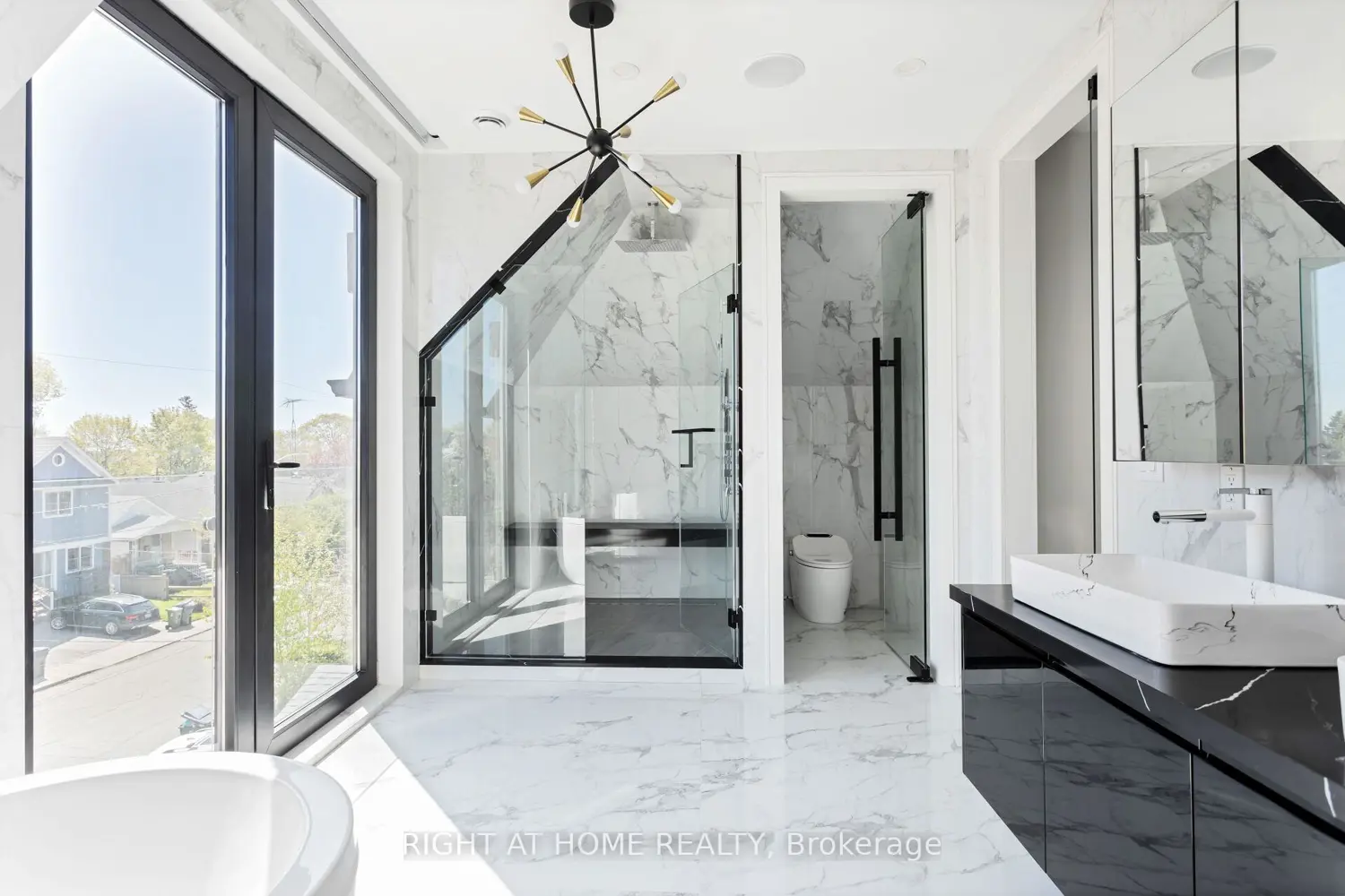 Additional image 12 of 40 Sixth Street