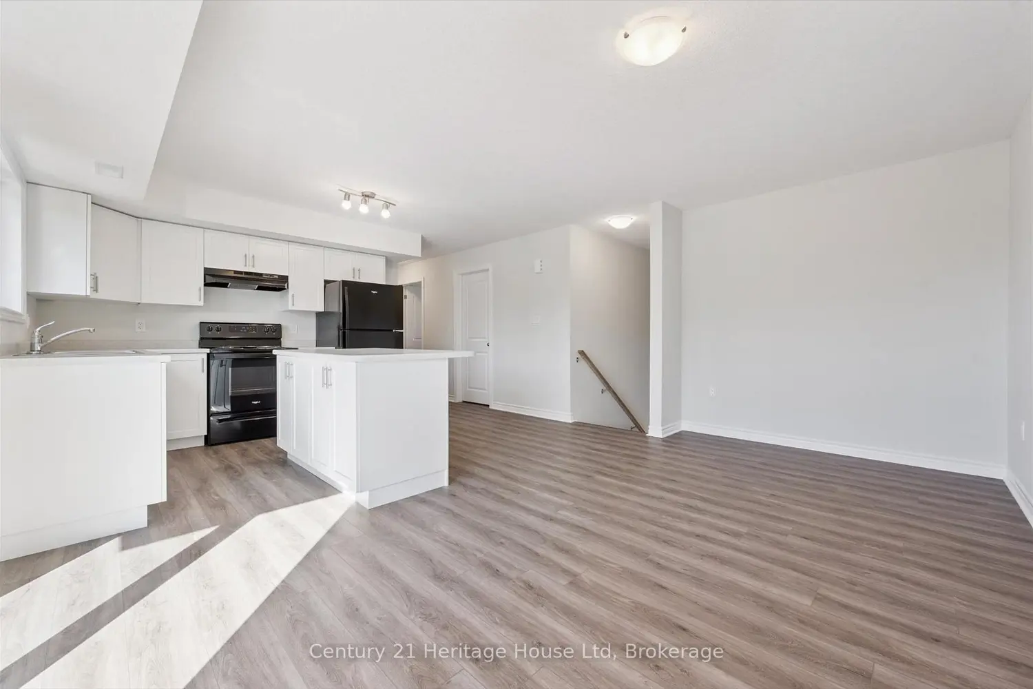 Additional image 10 of 465 Garafraxa Street 5