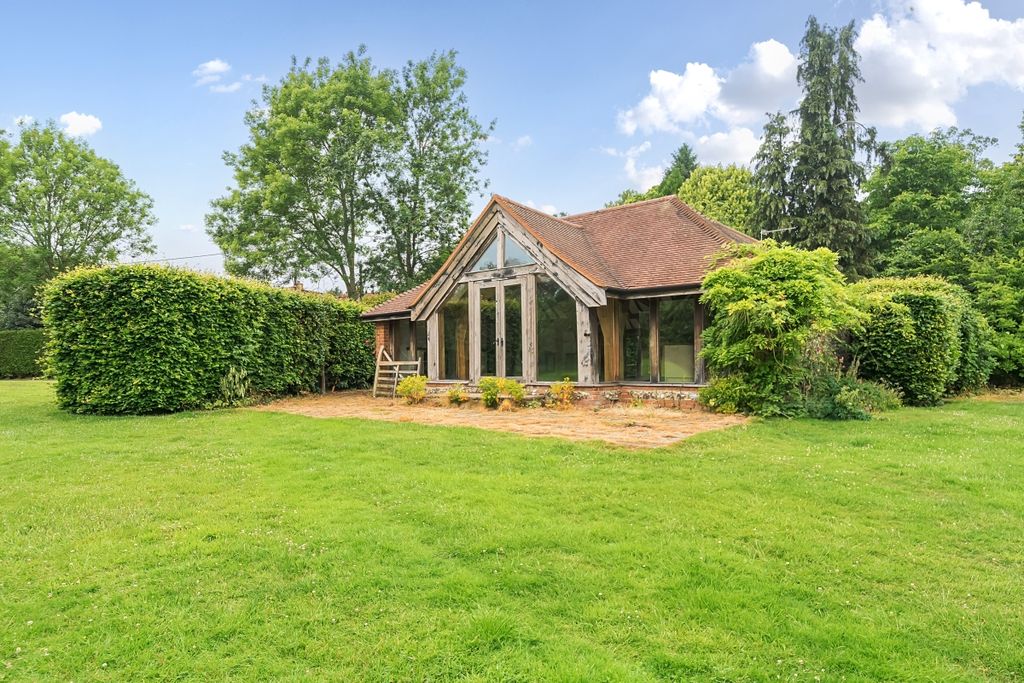 Additional image 31 of 5 bed detached house to rentHighmoor Cross, Henley-On-Thames RG9