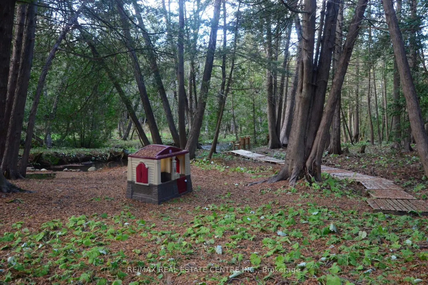 Additional image 17 of 16 Cedar Lane