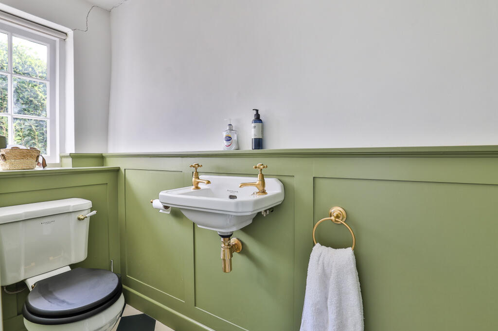 Additional image 15 of Bove Town, Glastonbury, Somerset